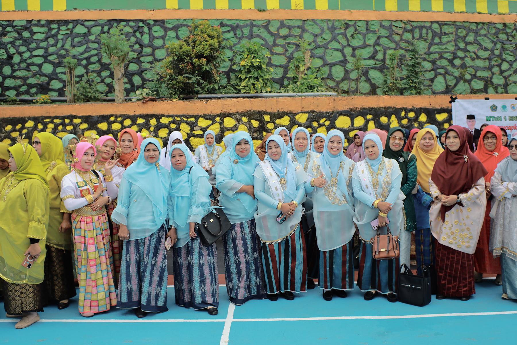 Peringatan Hari Guru 2025