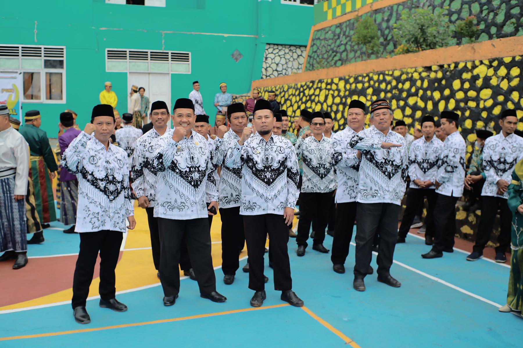 Peringatan Hari Guru 2025