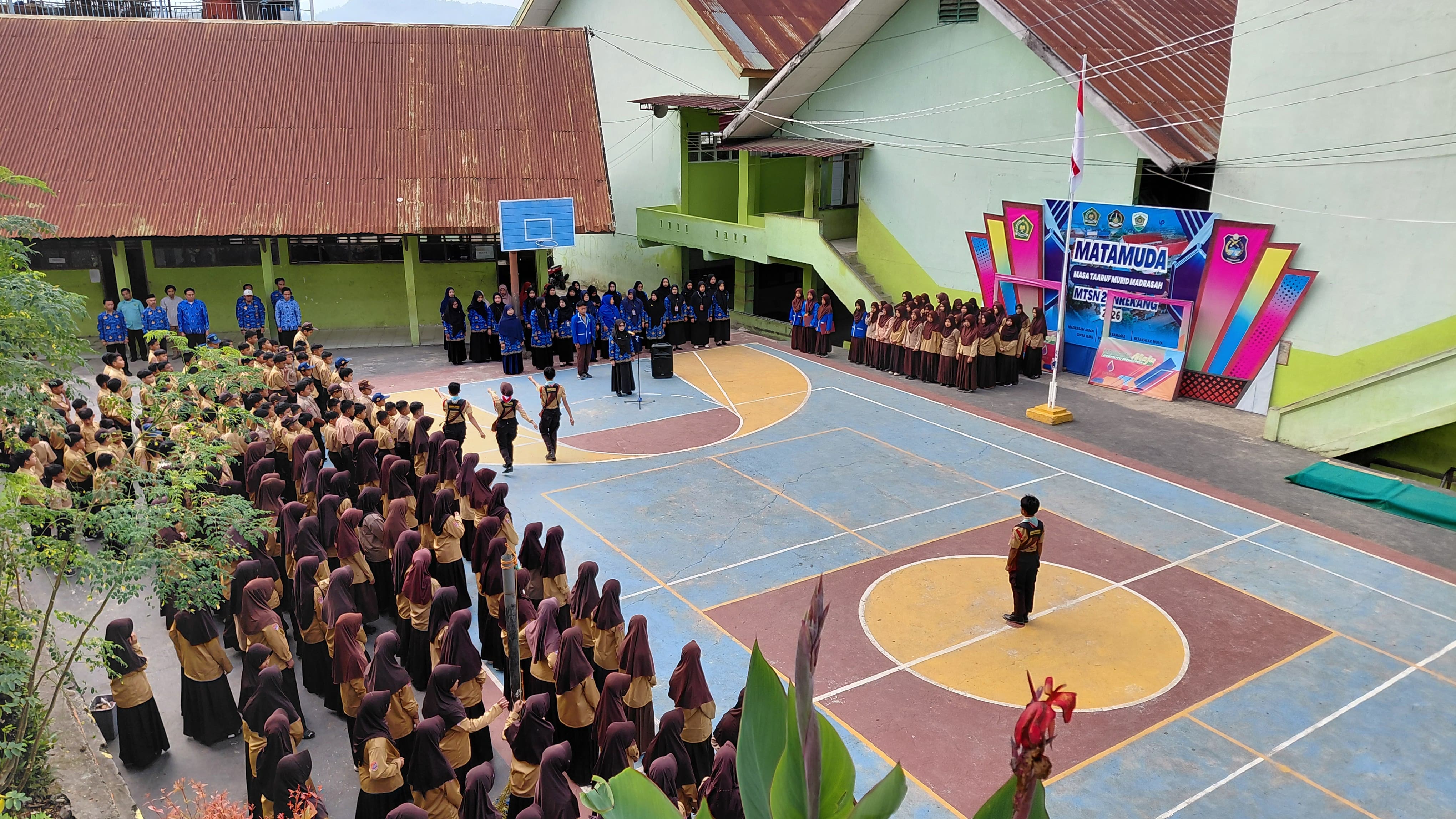 Peringati Hari Anak Nasional, MTsN 2 Enrekang Gelar Upacara dan Bacakan Amanat Menteri PPPA